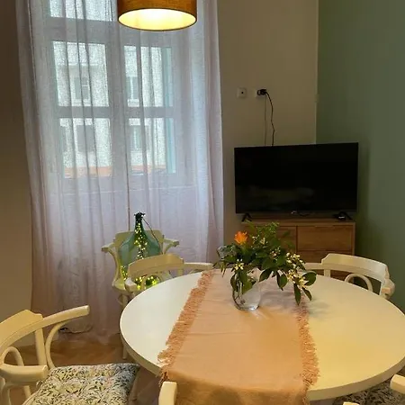 Apartment Fresh Start *